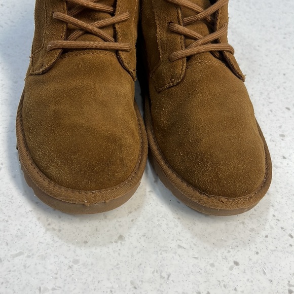 UGG Derick suede boots Youth Size 3 - Picture 3 of 9